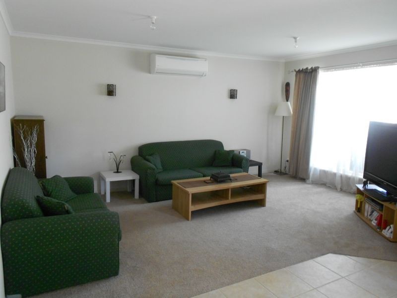 5 Wayfarer Mews, Smithfield SA 5114