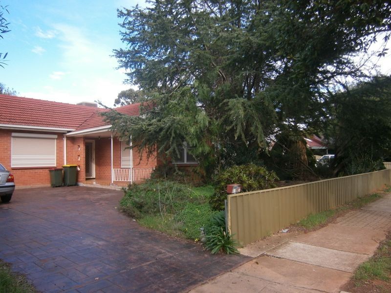 13 Mofflin Road, Elizabeth Grove SA 5112