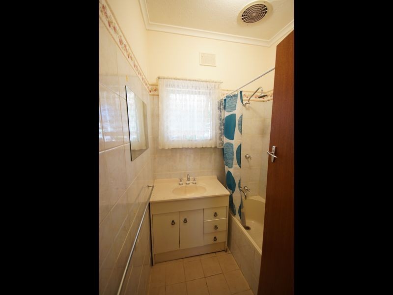13 Mofflin Road, Elizabeth Grove SA 5112