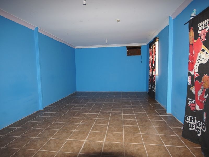 10 Douglas Street, Elizabeth Downs SA 5113