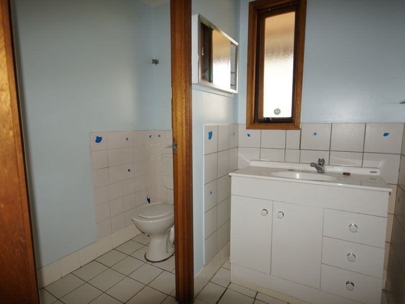 10 Douglas Street, Elizabeth Downs SA 5113