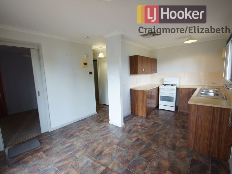 30 Tregenza Avenue, Elizabeth South SA 5112