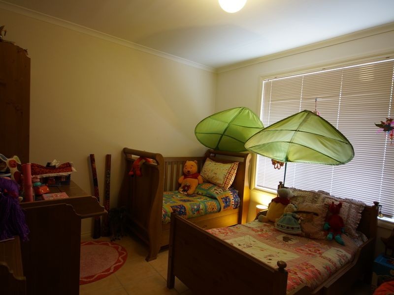 2 Brackenmoor Close, Hillbank SA 5112