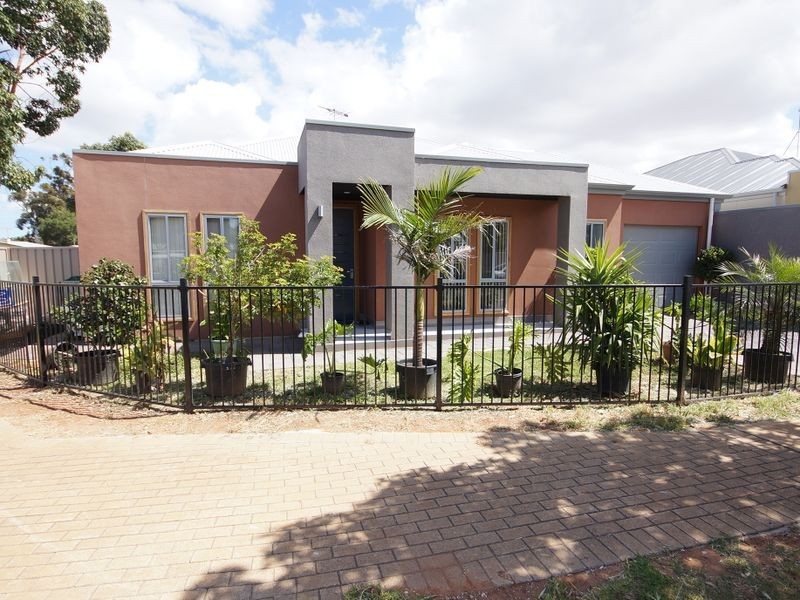 52 Bubner Street, Elizabeth South SA 5112