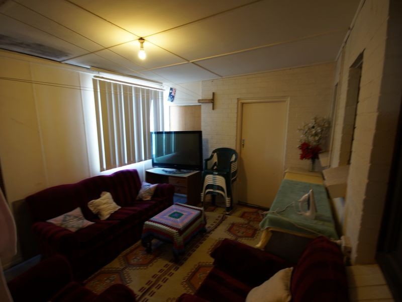 54 Ridley Road, Elizabeth South SA 5112