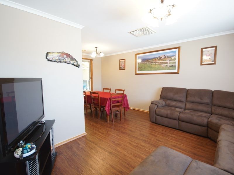 19 Oxford Terrace, Blakeview SA 5114