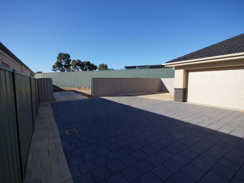 3 Holly Court, Mawson Lakes SA 5095