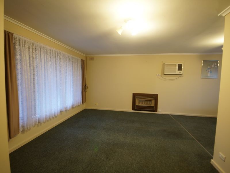 4 Seatown Road, Elizabeth Park SA 5113