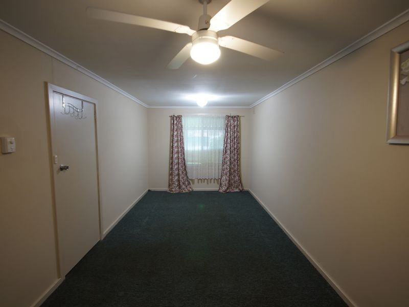 4 Seatown Road, Elizabeth Park SA 5113