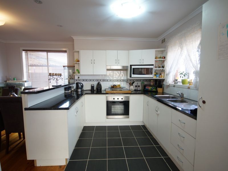 14 Preston Street, Elizabeth Downs SA 5113