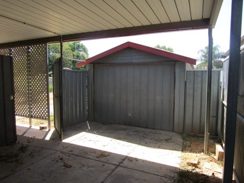 16 Oldham Road, Elizabeth Vale SA 5112