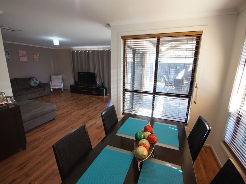 9 Riesling Crescent, Andrews Farm SA 5114