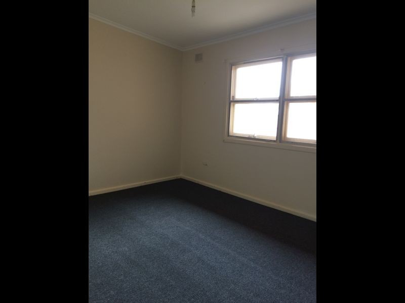 10 Lindsay Street, Elizabeth Downs SA 5113