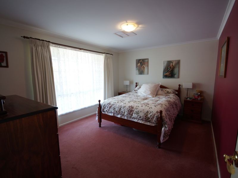 6 St Ives Court, Blakeview SA 5114