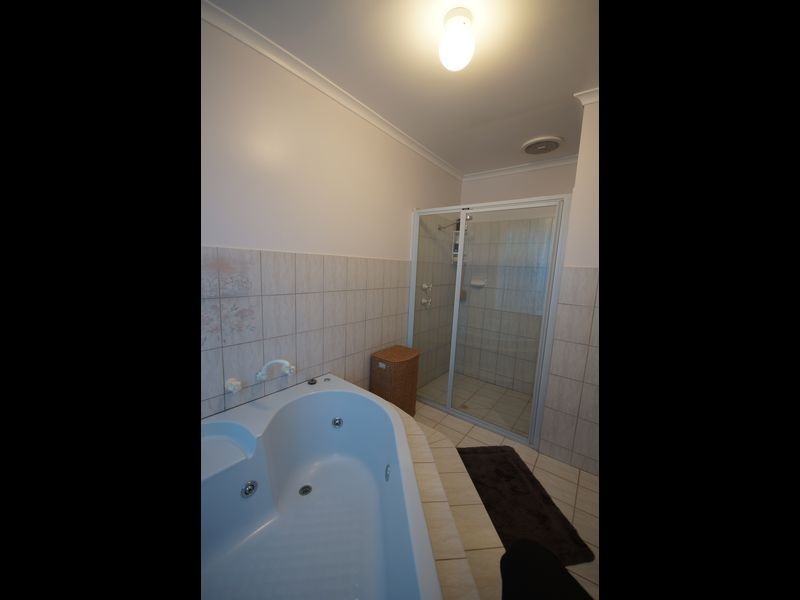 6 St Ives Court, Blakeview SA 5114
