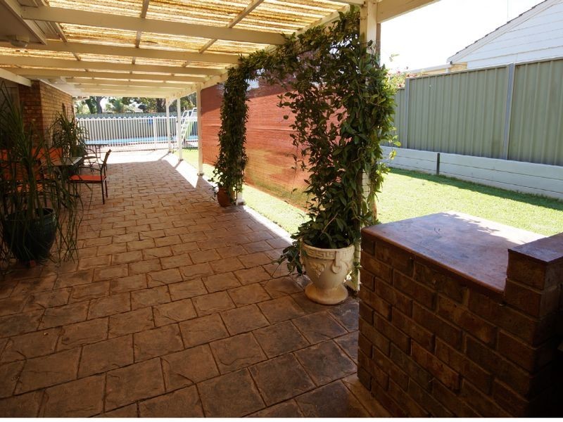 6 St Ives Court, Blakeview SA 5114