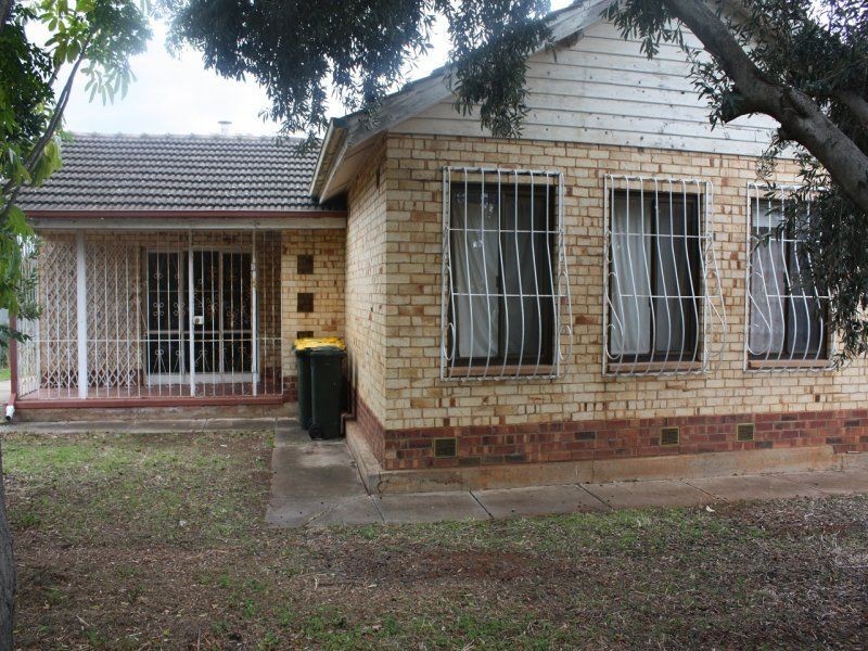 32 Tolmer Road, Elizabeth Park SA 5113