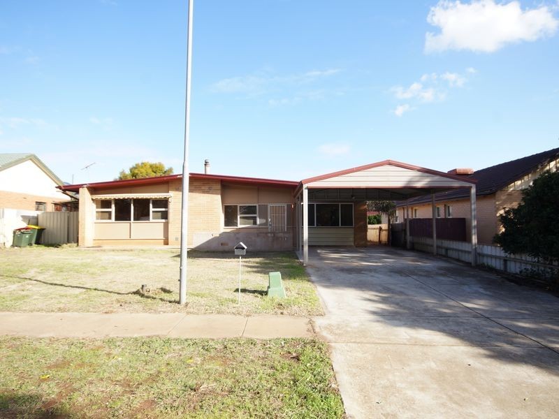 10 Lindsay Street, Elizabeth Downs SA 5113