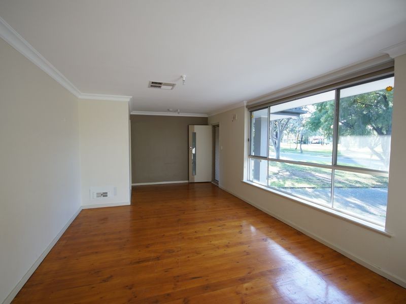 13 Carlingford Drive, Salisbury Park SA 5109