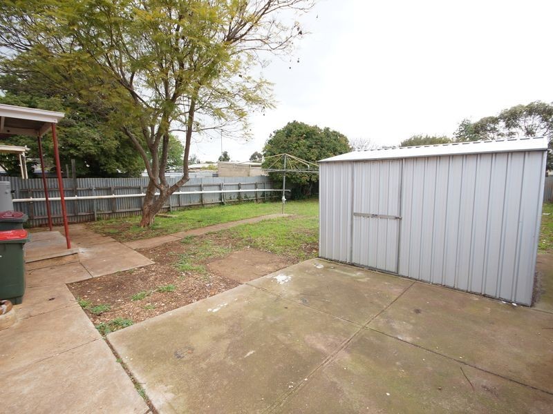 19 Turnbull Road, Elizabeth Downs SA 5113