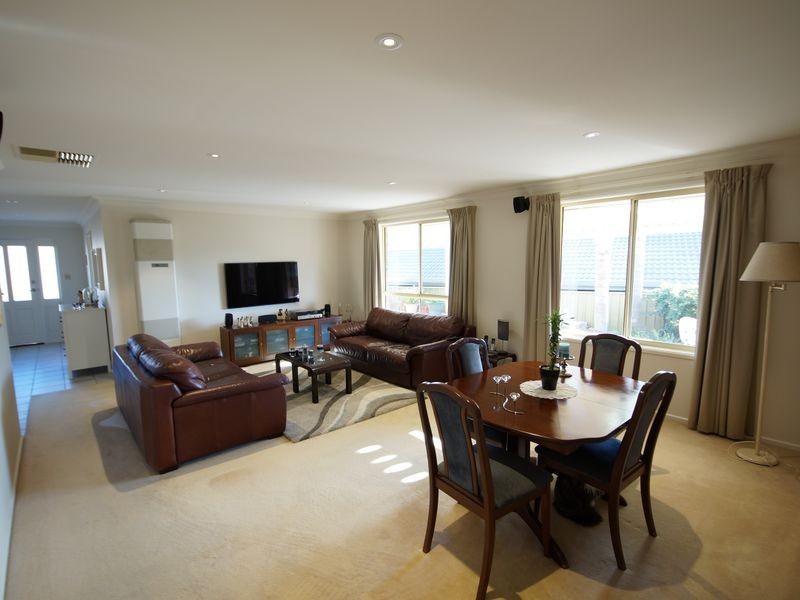 19 Jenolan Crescent, Hillbank SA 5112