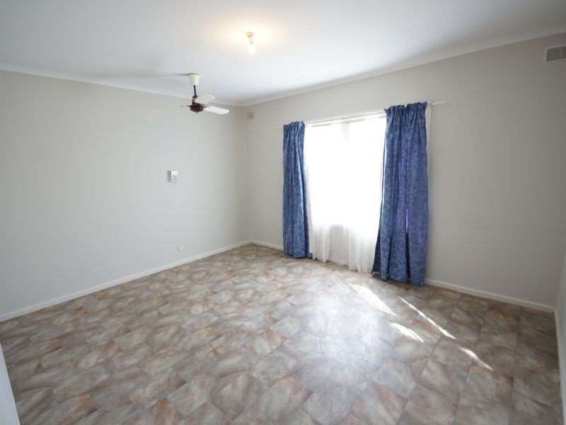 27 Bell Street, Smithfield Plains SA 5114