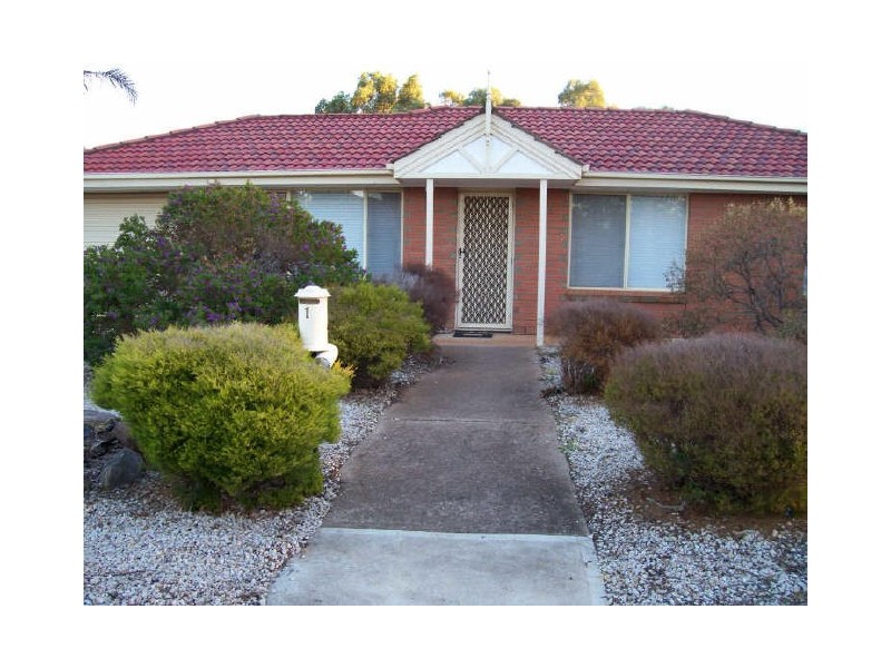 1 Greenfields Drive, Andrews Farm SA 5114