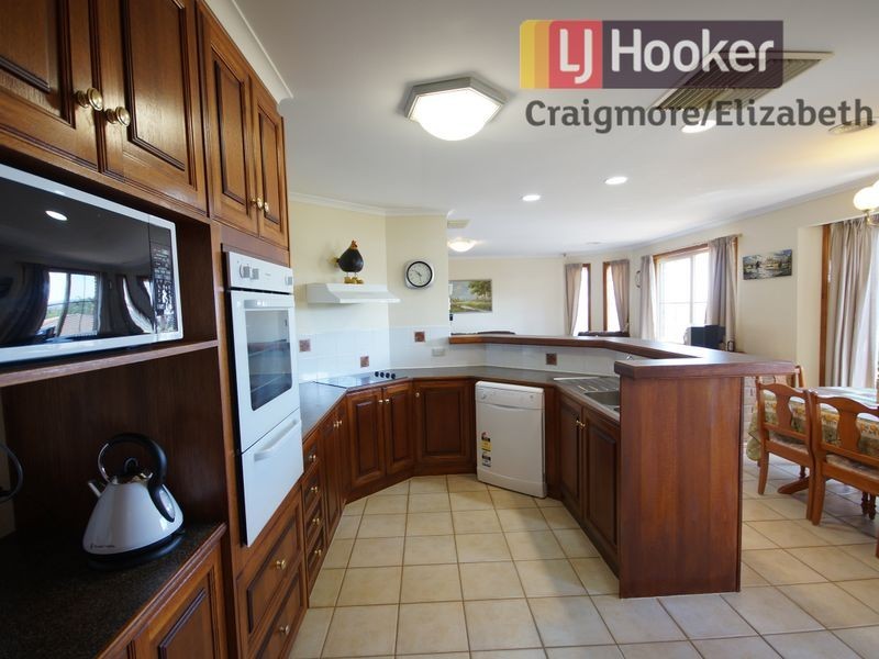 24 Jenolan Crescent, Hillbank SA 5112