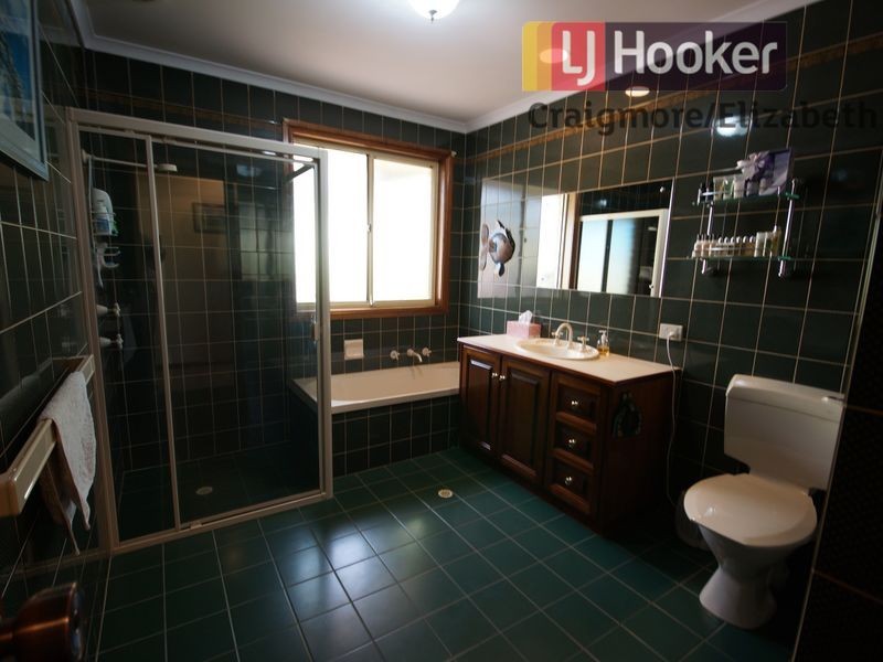 24 Jenolan Crescent, Hillbank SA 5112