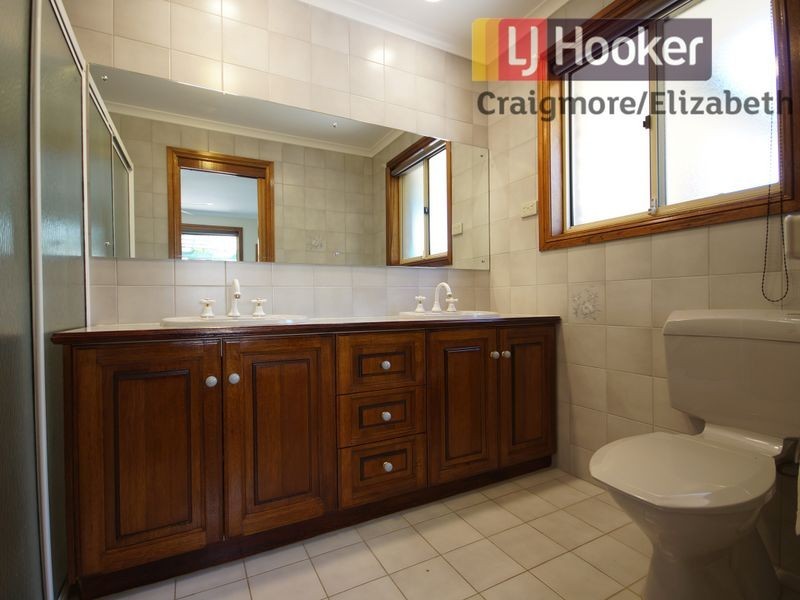 24 Jenolan Crescent, Hillbank SA 5112