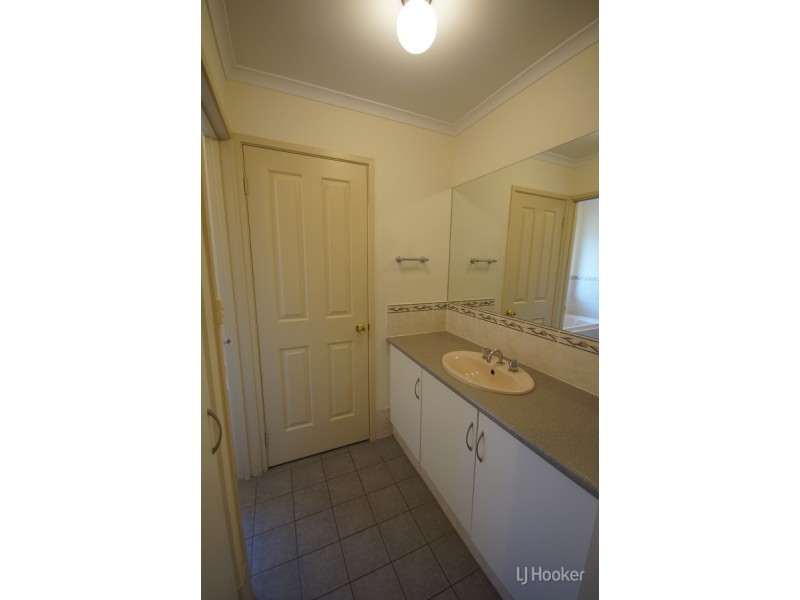 1B Young Terrace, Evanston Gardens SA 5116
