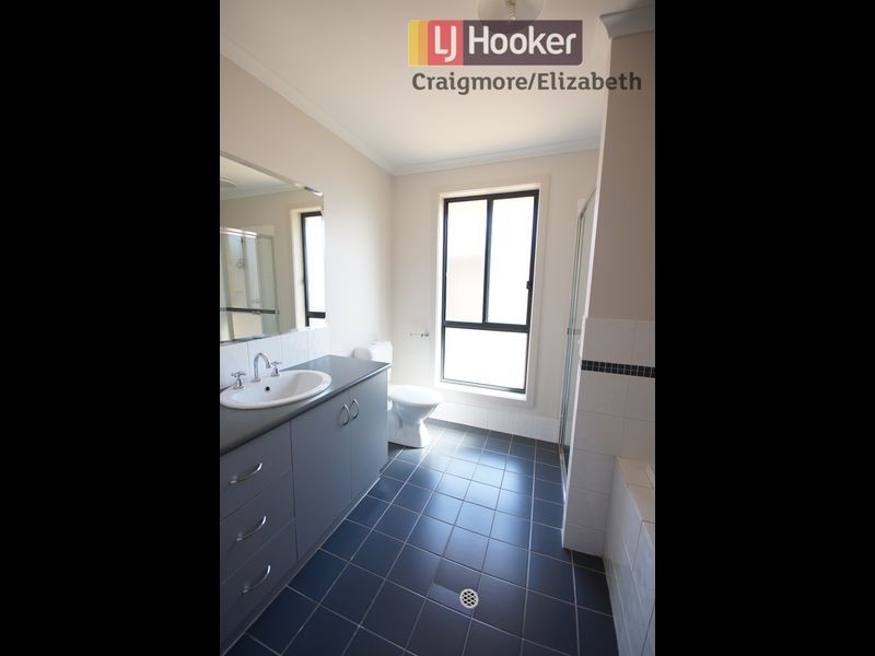 40 Alexandrina Crescent, Andrews Farm SA 5114