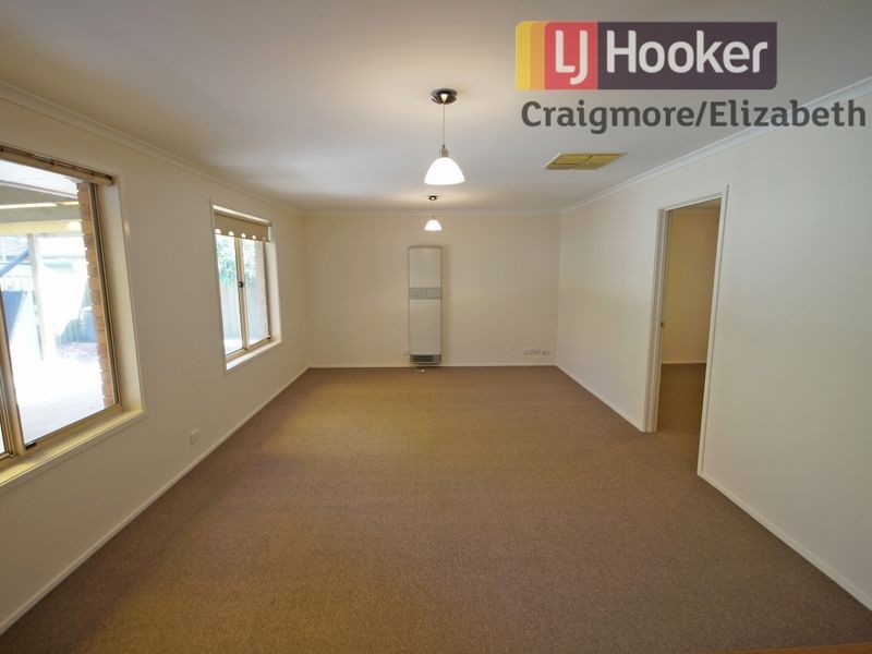 1 Crostan Close, Andrews Farm SA 5114