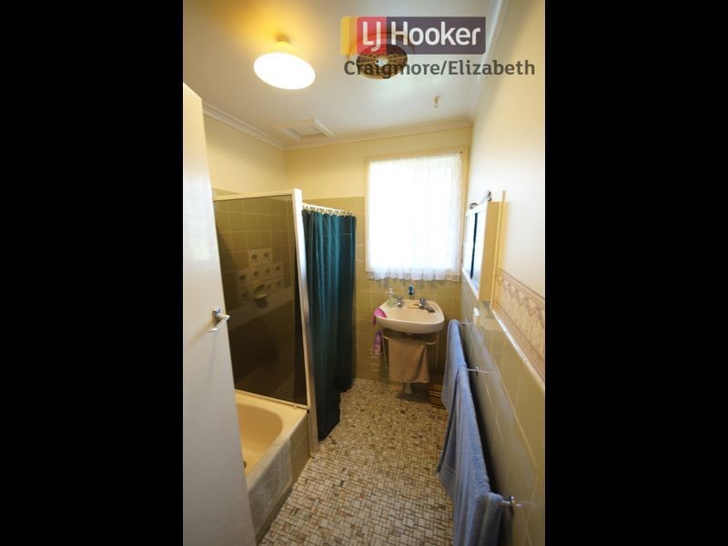 22 Hayles Road, Elizabeth Park SA 5113