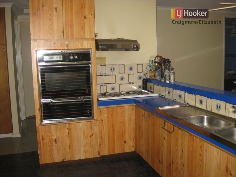 11 Chardonnay Court, Wynn Vale SA 5127