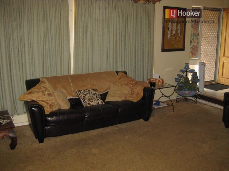 11 Chardonnay Court, Wynn Vale SA 5127