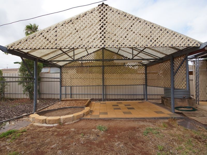 218 Midway Road, Elizabeth Downs SA 5113
