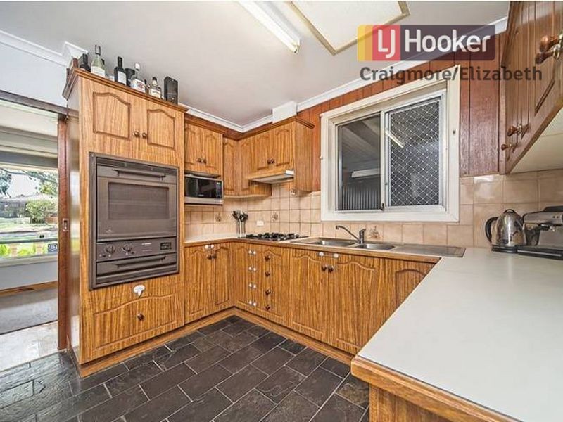 140 McKenzie Road, Elizabeth Downs SA 5113