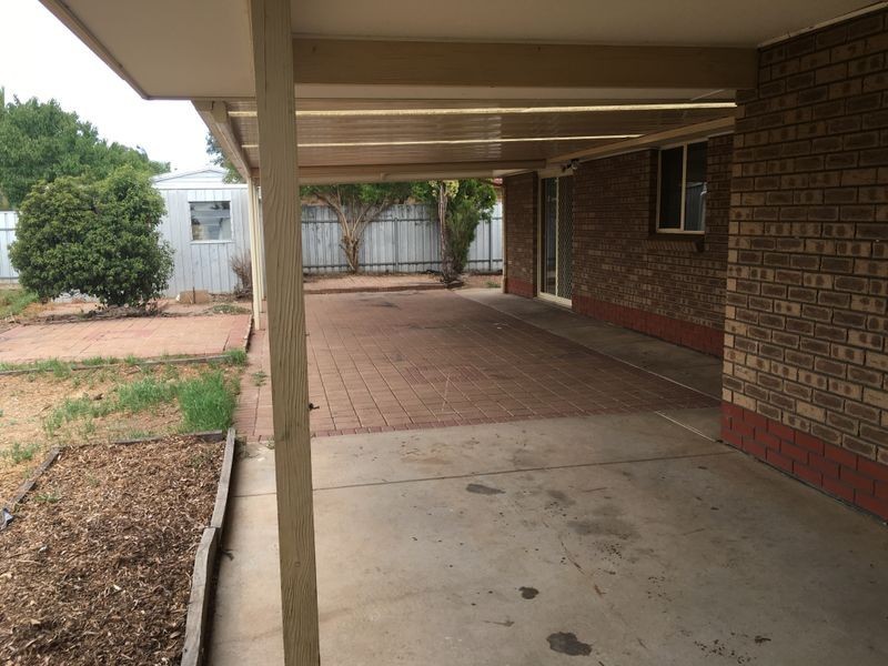 8 Melanie Court, Paralowie SA 5108