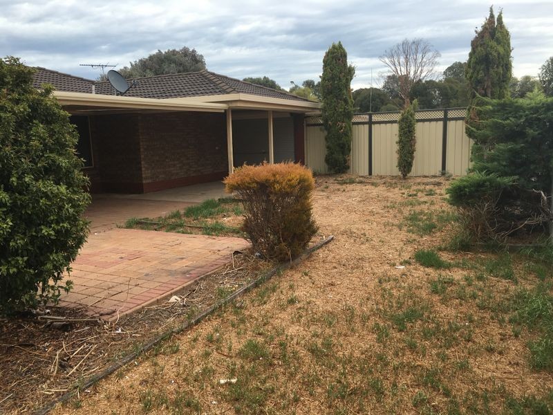 8 Melanie Court, Paralowie SA 5108