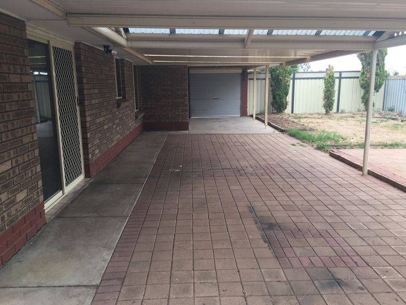 8 Melanie Court, Paralowie SA 5108