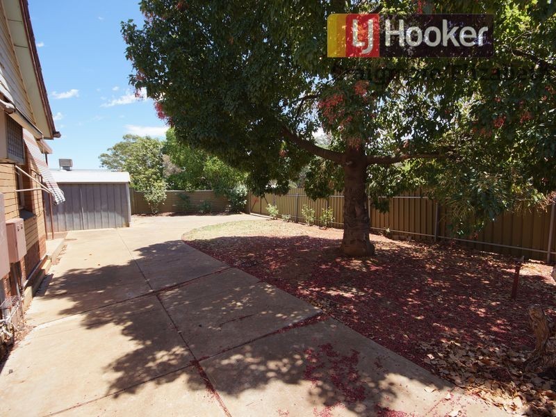 2 Hayles Road, Elizabeth Park SA 5113