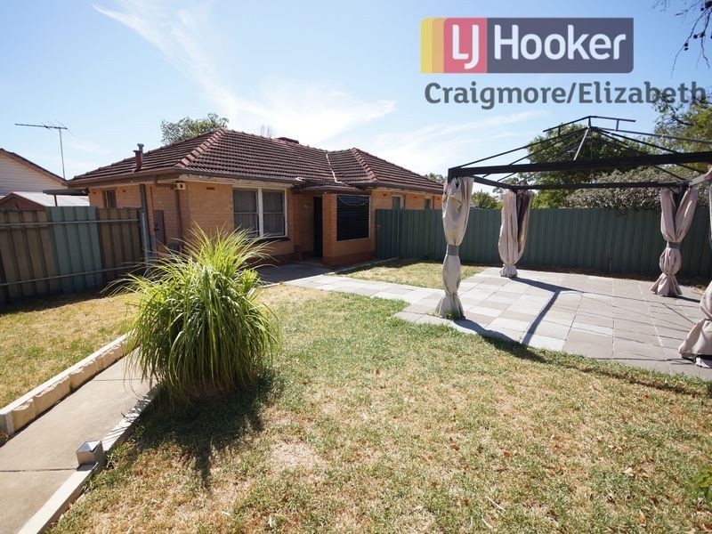25 Barton Road, Elizabeth Downs SA 5113