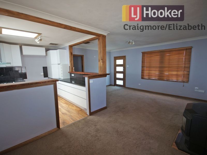 25 Barton Road, Elizabeth Downs SA 5113