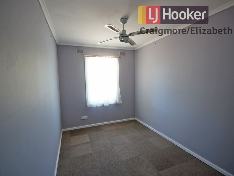 25 Barton Road, Elizabeth Downs SA 5113