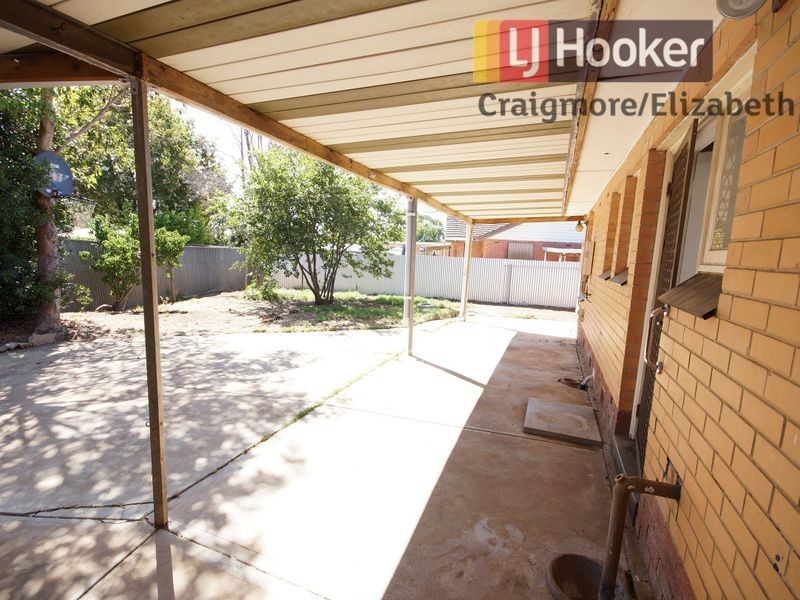 25 Barton Road, Elizabeth Downs SA 5113