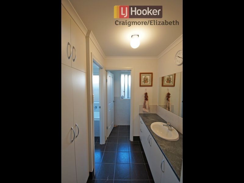 12 Maple Leaf Court, Munno Para West SA 5115