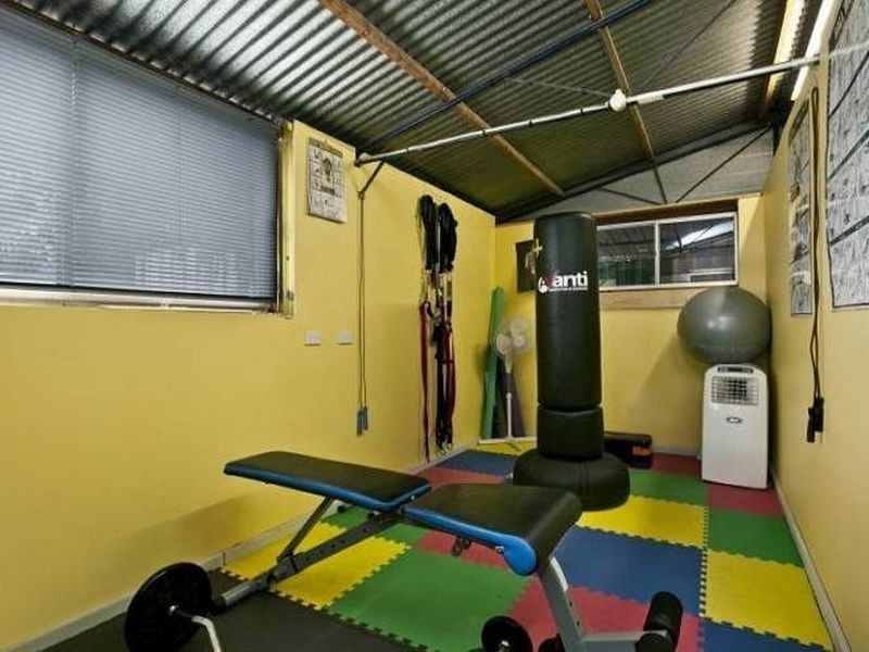 1 Farm Drive, Redwood Park SA 5097