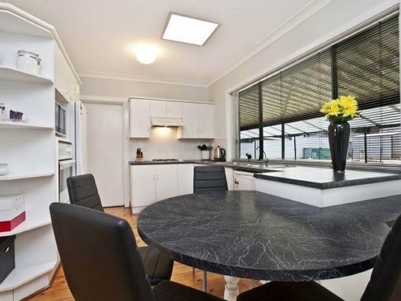 1 Farm Drive, Redwood Park SA 5097