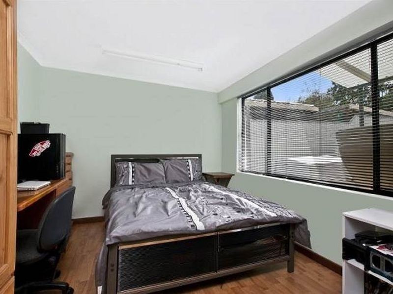 1 Farm Drive, Redwood Park SA 5097